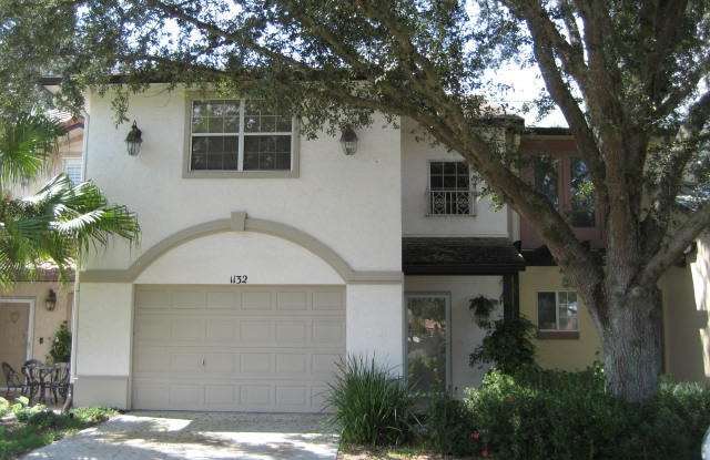 Turnkey SEASONAL Rental in Spanish Springs -2 bed 2.5 bath, Townhome Just Off Spanish Springs Town Square. photos photos