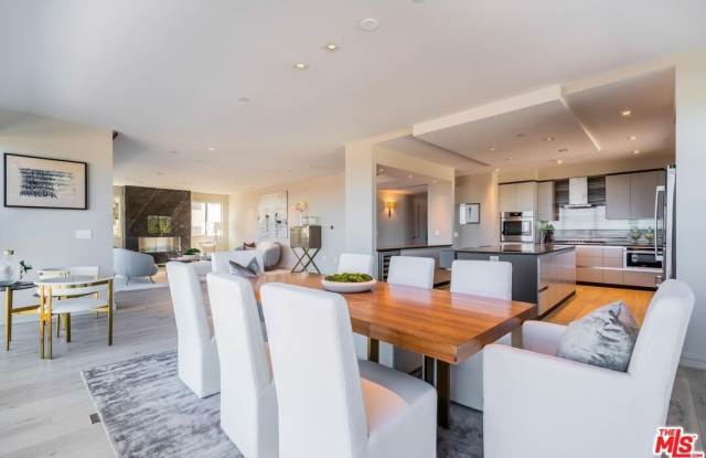 2391 Roscomare Rd unit: 401 photos photos