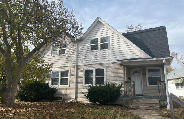 2 BR, 1 BA side by side duplex photos photos