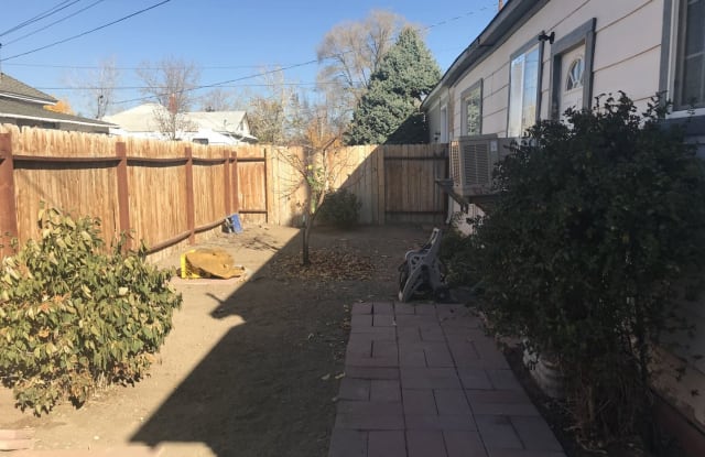 442 1/2 5th - 442 1/2 5th St, Sparks, NV 89431