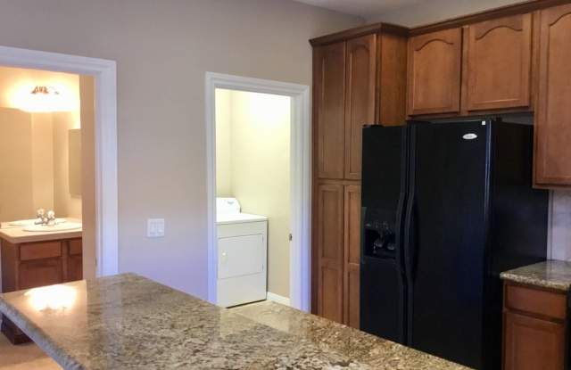 1554 Hornblend Street #2 Gallery 3