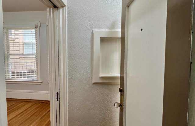 955 Pine Street photos photos