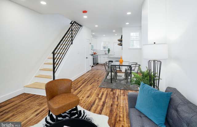 1424 S MARSTON Street Gallery 4