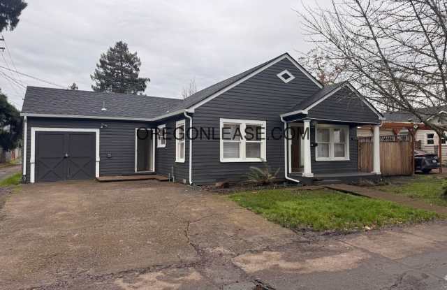 2bedroom 1 bath downtown Eugene Home Gallery 3