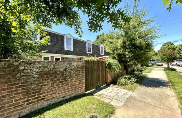 2016 Sherwood Avenue Southwest Gallery 2