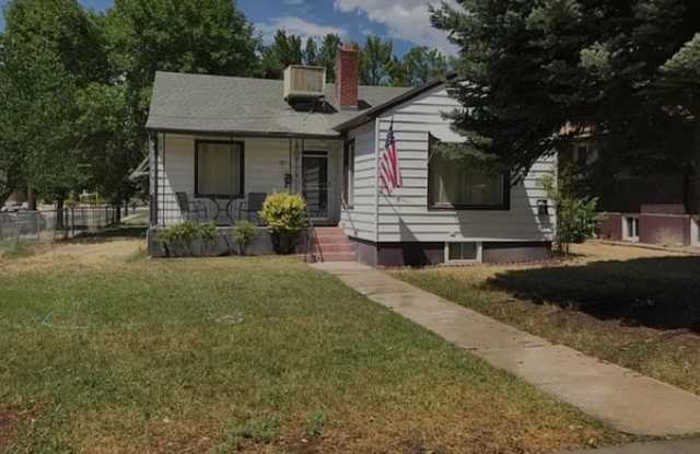Spacious 4-Bedroom Home – with 2nd Kitchen  Private Entrance! photos photos Spacious 4-Bedroom Home – with 2nd Kitchen  Private Entrance! photos photos