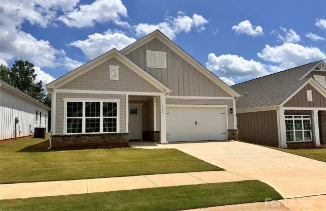 6697 Star Drive unit: 17 - 6697 Star Drive, Lake Norman of Catawba, NC 28673