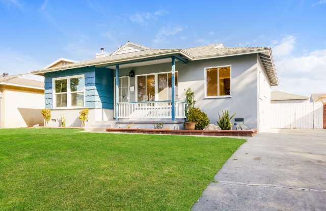 **LAKEWOOD HOME** THREE BEDROOMS-ONE BATH** $3950.00 photos photos