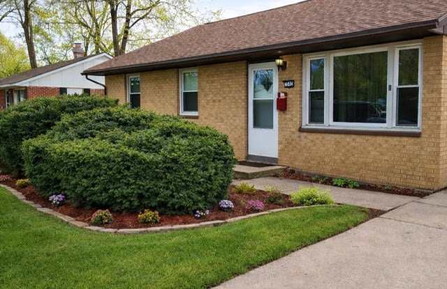 1505 Holly Hill Dr. photos photos