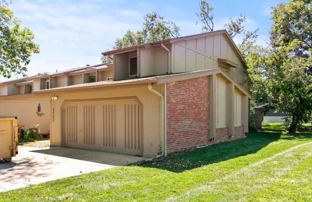Spacious 3 Bedroom/ 3 Bath Townhouse photos photos Spacious 3 Bedroom/ 3 Bath Townhouse photos photos
