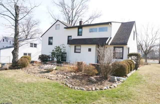 94 Belmont Dr Gallery 3