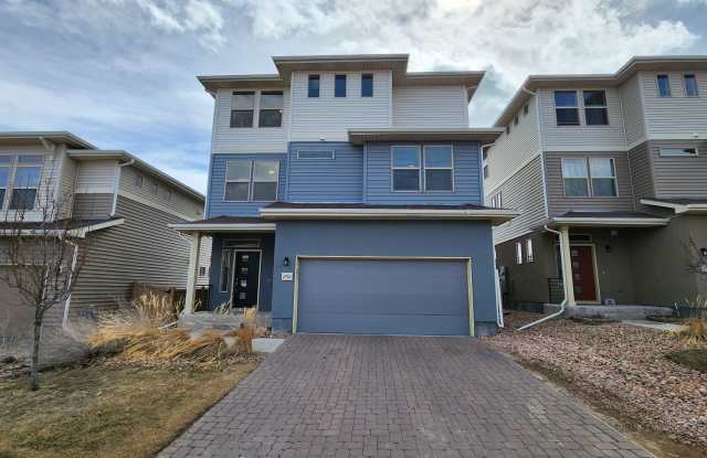 Newer 5 bed 3.5 bath home in the Meadows photos photos Newer 5 bed 3.5 bath home in the Meadows photos photos