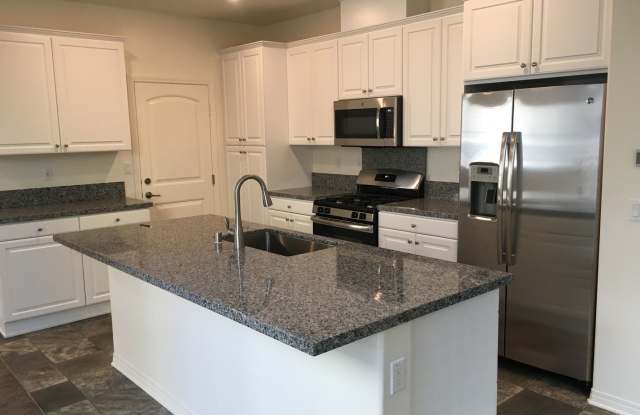 6998 Avignon Dr Gallery 2
