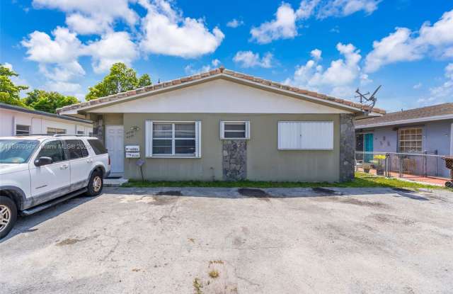 4776 East 10th Avenue photos photos