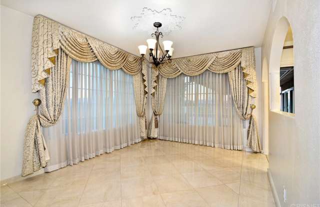 4724 Monarca Drive Gallery 4