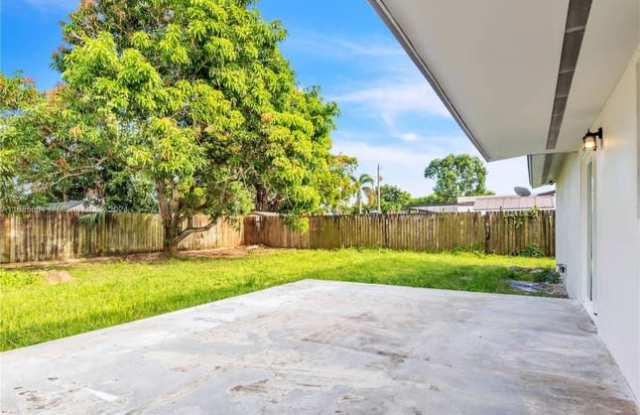 17005 Sw 119th Pl Gallery 4