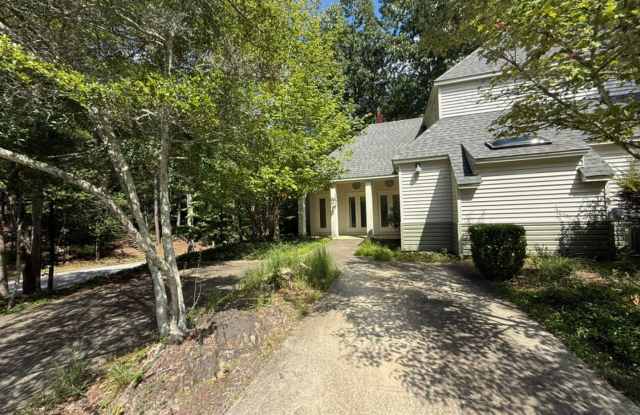 Hickory Woods Auburn--Ask About Move In Incentives Gallery 1
