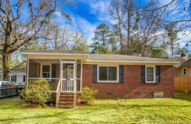 137 Dowling Avenue photos photos