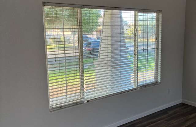 3 Bedroom 2 Bath Home Gallery 4