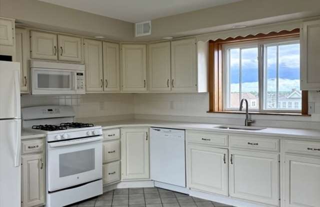 40 Orient Ave photos photos