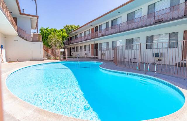 Sherman Way Apartments Gallery 4