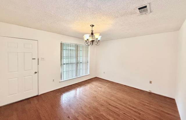 Charming 3BR/2BA Brick Home in Perkins Village – Spacious Yard & Cozy Fireplace photos photos