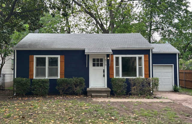 Remodeled and Close to Campus Gallery 1