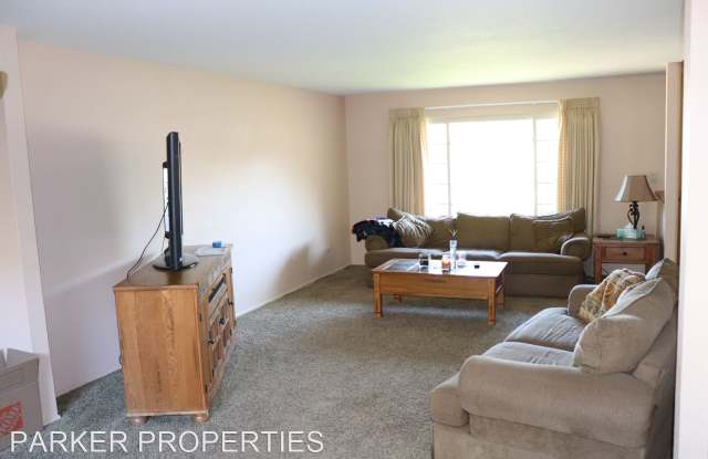 2156 Estela Drive Gallery 3