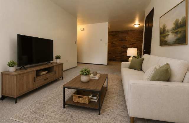 Beautiful First Floor 1 Bedroom Apartment Available at Kellywood Manor!  Call Today! Gallery 4