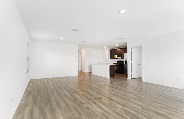 405 Laurenbrooke Drive Gallery 4