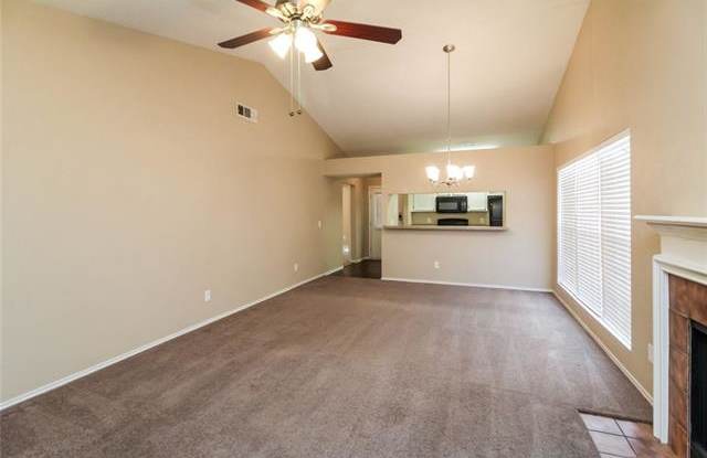2328 Forestbrook Drive Gallery 4