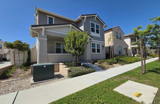Beautiful 4 Bedroom 4 Bath Home Located in East Ventura Gallery 3
