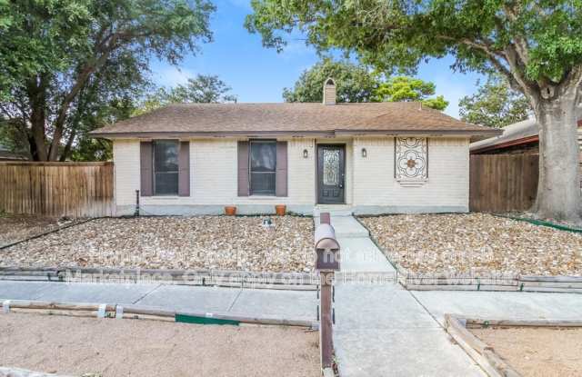 656 Fern Meadow Dr photos photos