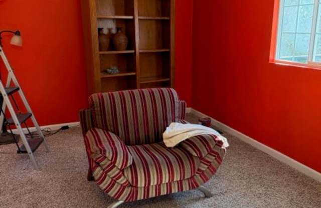 Move-In Ready 1-Bedroom Mountain Apartment with Private Driveway and Backyard Gallery 4