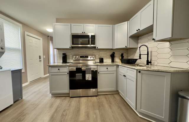 499 Pawling Avenue photos photos
