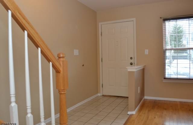 2292 OAKHAM CT Gallery 2