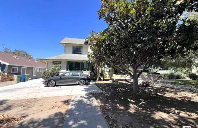 1828 S Gramercy Pl photos photos