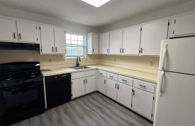 508 Davina Ct - 508 Davina Court, Ocean County, NJ 08701