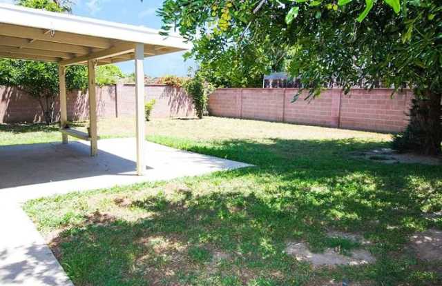 8948 Dempsey Avenue Gallery 3