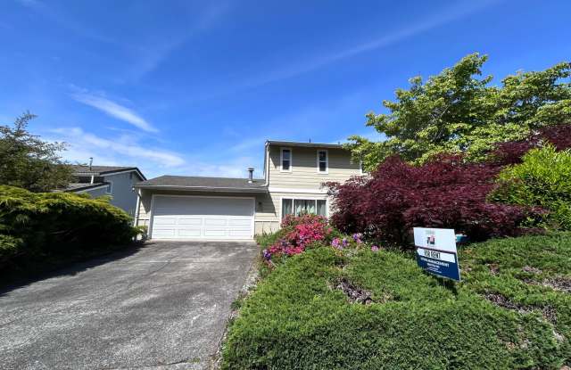Large 4 Bedroom home with views of Bellingham Bay and Garage photos photos