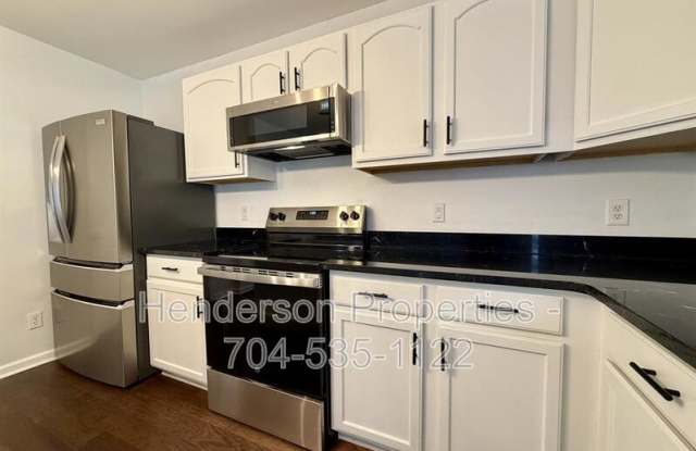 8808 Old Potters Rd Gallery 4