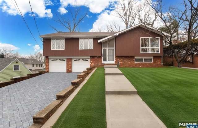 97 Heights Road photos photos
