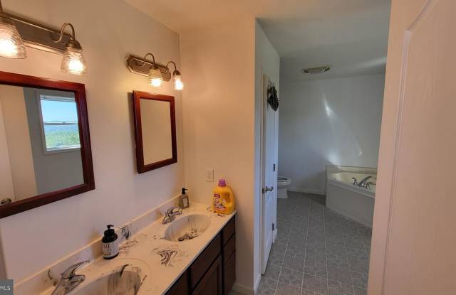 200 PISGAH REST Gallery 2