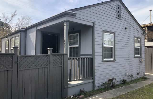 COMING SOON-Lovely 3 Bed, 1 Bath, Home in Berkeley, with Hardwood Floors - 1480 Tenth Street, Berkeley, CA 94710