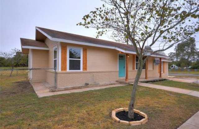 704 East 18th Street - 704 East 18th Street, Georgetown, TX 78626