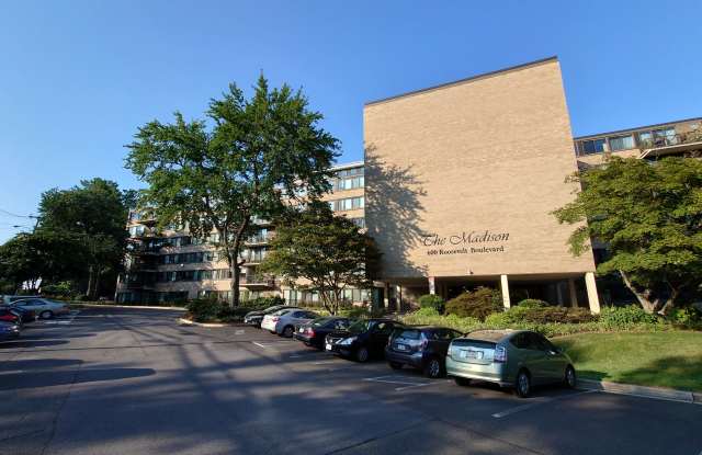 600 Roosevelt Blvd photos photos