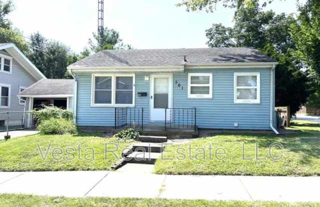 501 University Ave photos photos