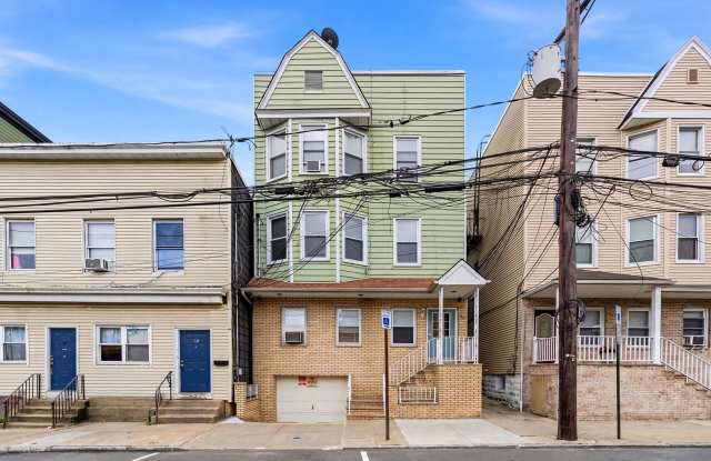 48 EAST 19TH ST photos photos