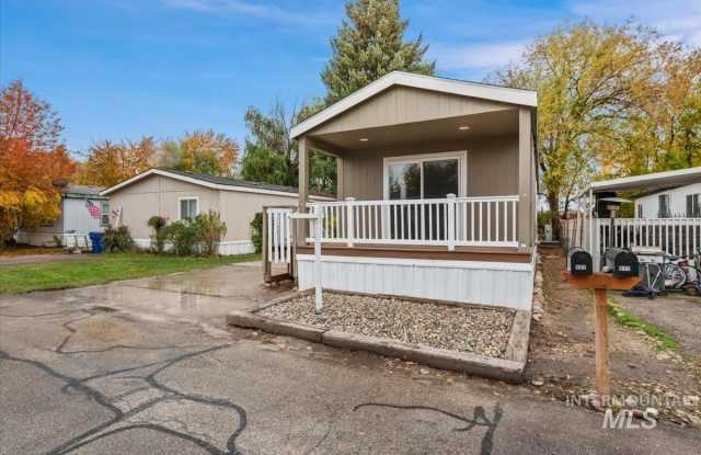 583 E Watercress Ln - 583 Watercress Lane, Eagle, ID 83616