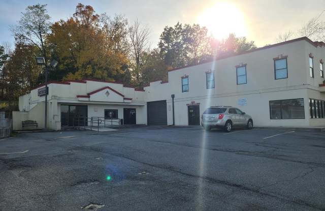 1711 PULASKI Highway Gallery 2